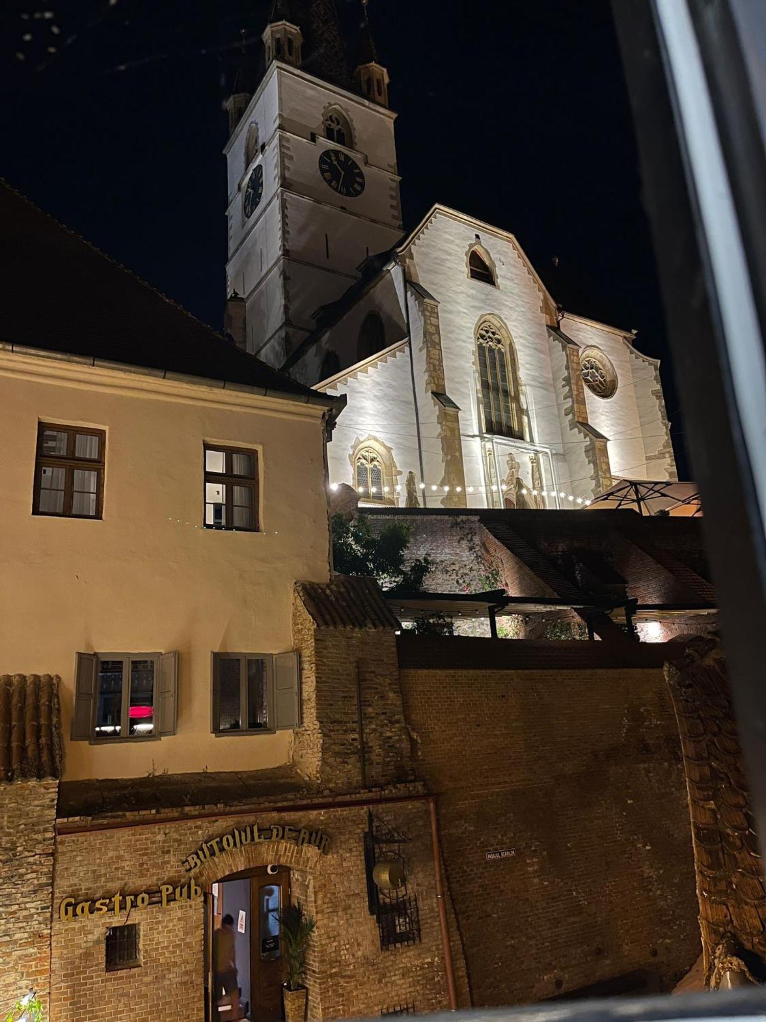 Ultracentral Medieval Apartment Sybin Zewnętrze zdjęcie